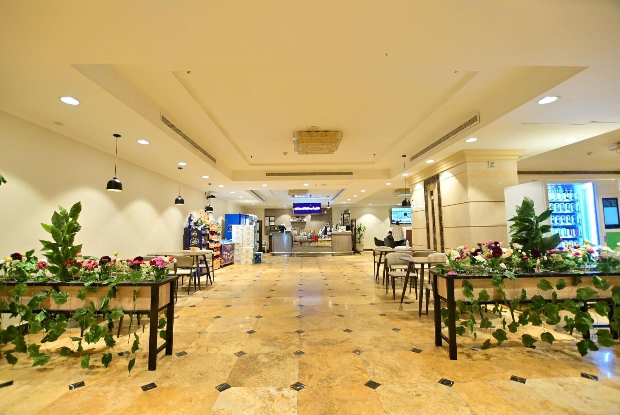 Abraj Al Tayseer Tuwa Hotel Мека Екстериор снимка